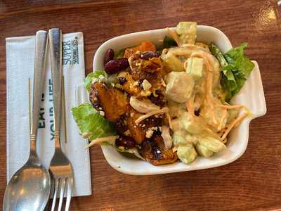 Oliver’s Super Sandwiches