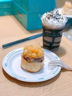 Cinnabon