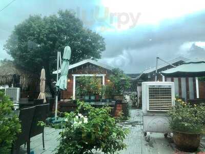 荷華庭園景餐廳