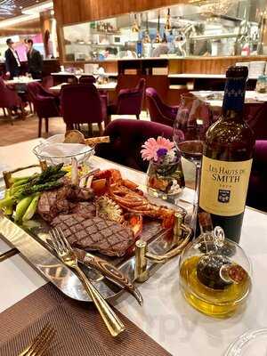 Giovanni Pina Ristorante, Bar & Pasticceria (華懋廣場二期)