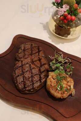 Giovanni Pina Ristorante, Bar & Pasticceria (華懋廣場二期)