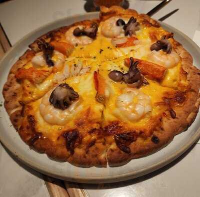 The Alchemist Cafe (mong Kok)