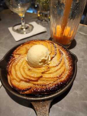 The Alchemist Cafe (mong Kok)