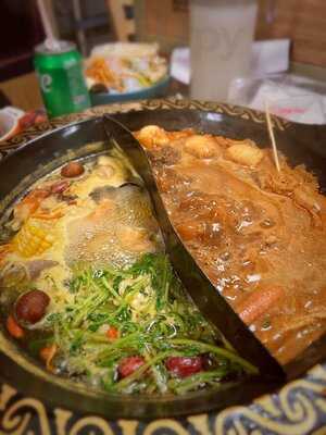 牛站(駅)麻辣火鍋放題