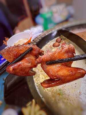 牛站(駅)麻辣火鍋放題