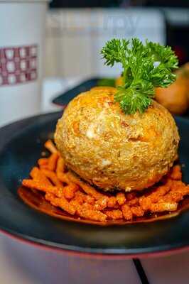 愛上米線 (漆咸道南)