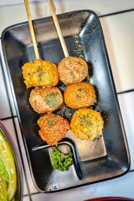 愛上米線 (漆咸道南)