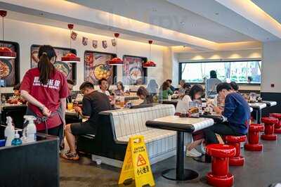 愛上米線 (漆咸道南)