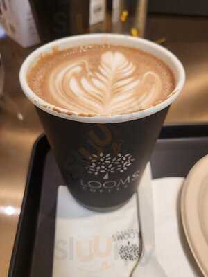Blooms Coffee Taikoo Shing