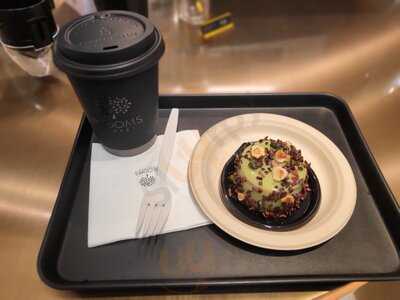 Blooms Coffee Taikoo Shing