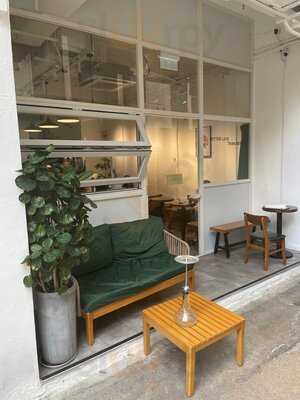 Bltn Better Late Than Never