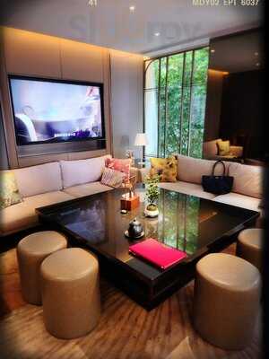 Win 8 Fusion Chinese Restaurant