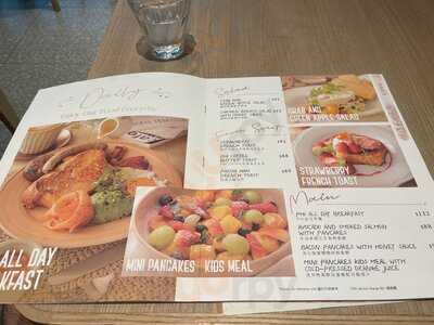 Phi Coffee & Pancake Tai Koo