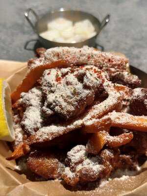 Yadllie Plate (tsuen Wan)