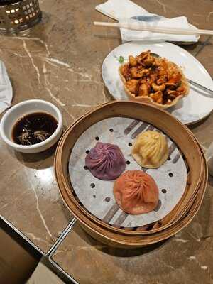 Jiang Nan By Crystal Jade