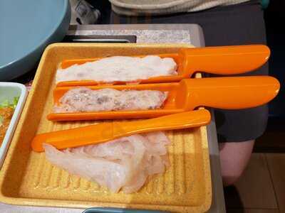 牛站(駅)麻辣火鍋放題