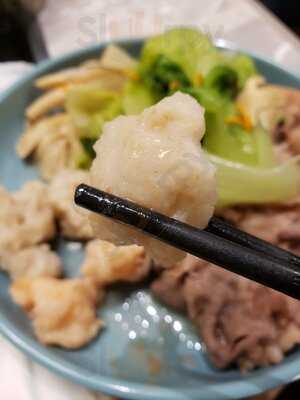 牛站(駅)麻辣火鍋放題