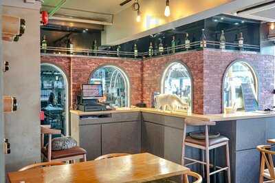 Meowtini Cat Cafe & Bar