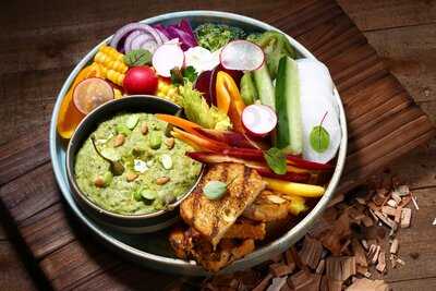 Smokehouse Bar & Grill