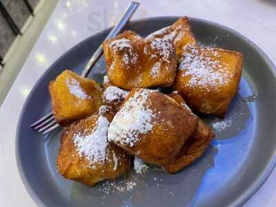 Homy Wine & Tapas By Eric Kwok