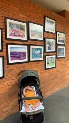 Pidari Coffee Lounge