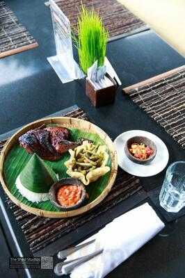 Gabah Restaurant & Bar