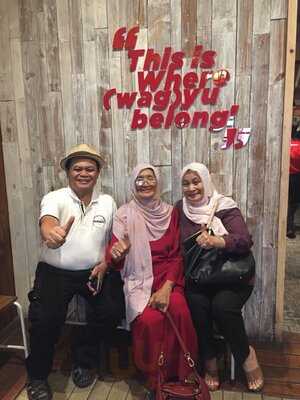 Holycow! Steakhouse Citos