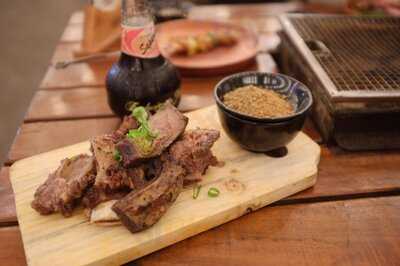 Mouton Slice & Grill