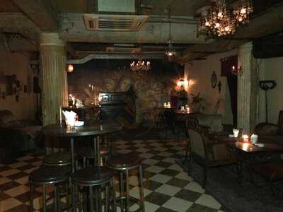 Lola - Espiritu Y Libacion