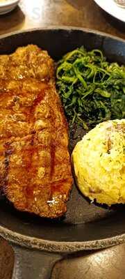 Steak Hotel By Holycow Tkp Kemang