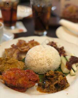 Penang Bistro Pacific Place