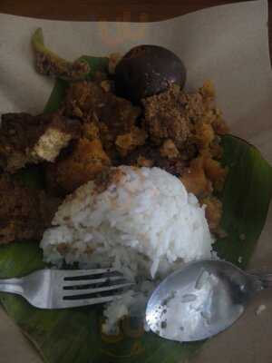 Gudeg Yu Narni Pusat