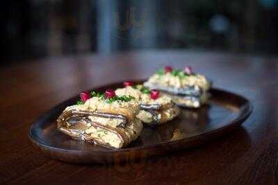 Red & White Cafe Bali