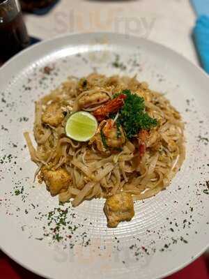 Batik Restaurant Bar