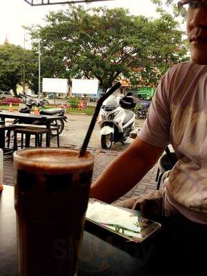 Etnica Coffee & Kitchen