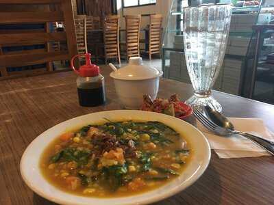 Roa Manadonese Food Blora