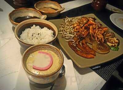 Momiji Japanese Restaurant