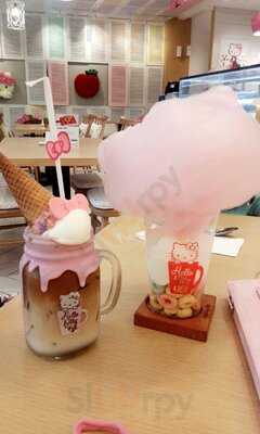 Hello Kitty Cafe