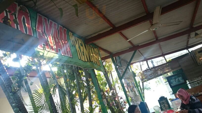 Soto Ayam Khas Semarang 'kembar'