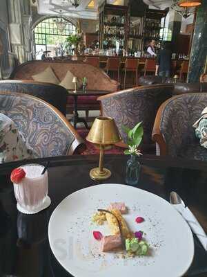 Sofia At The Gunawarman