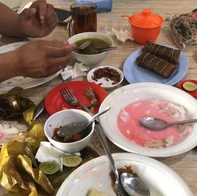 Dapur Tian Khas Makassar