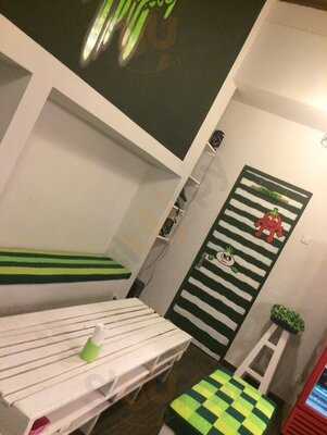 Crust - Notonlypizza