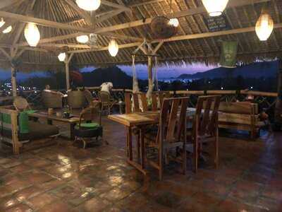 Berbeda Dari Yang Lain