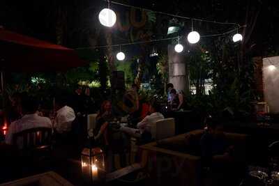 El Bombon Gourmet & Pastry At Gran Melia Jakarta