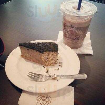 Coffee Bean & Tea Leaf