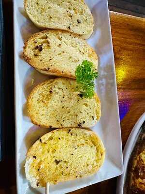 Chapter 2 Restaurant & Bar