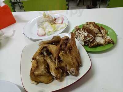 Ayam Goreng Berkah