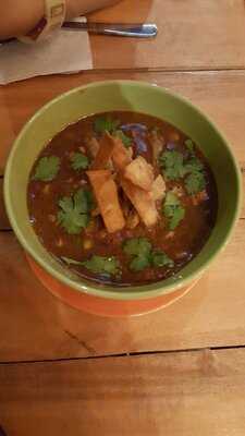 Senorita Hangout & Daily Eatery