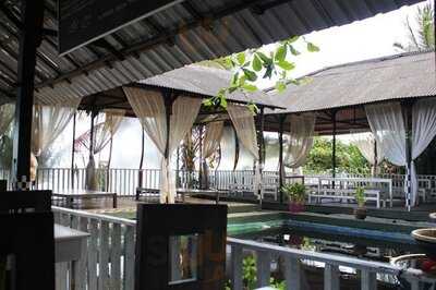 Kemala Beach & Resto