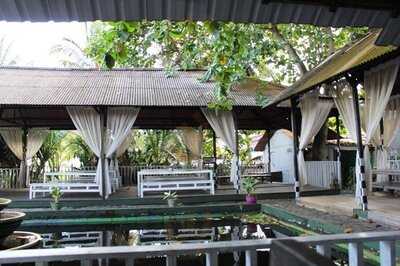 Kemala Beach & Resto
